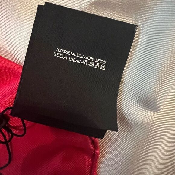 Gucci Silk Wrap Scarf Shawl - Picture 6 of 8